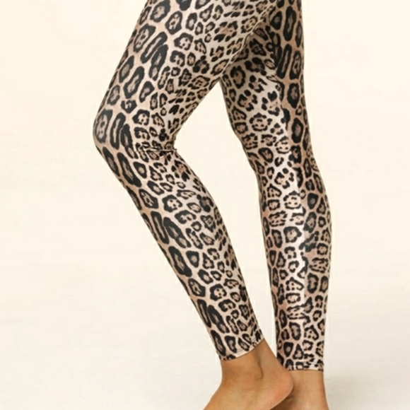 Onzie Mamba PythonHIGH RISE LEGGING - LEOPARD - Picture 4 of 12